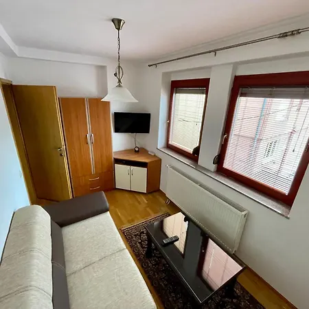 Apartman Logavina 7+