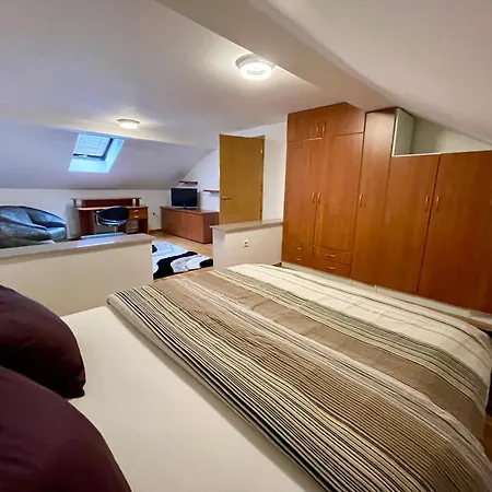 Apartman Logavina 7+ Апартаменты *